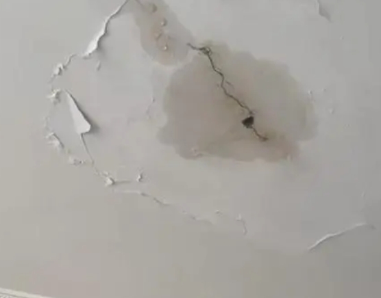 斗门阳台漏水维修公司分享下屋面防水工程质量问题原因分析